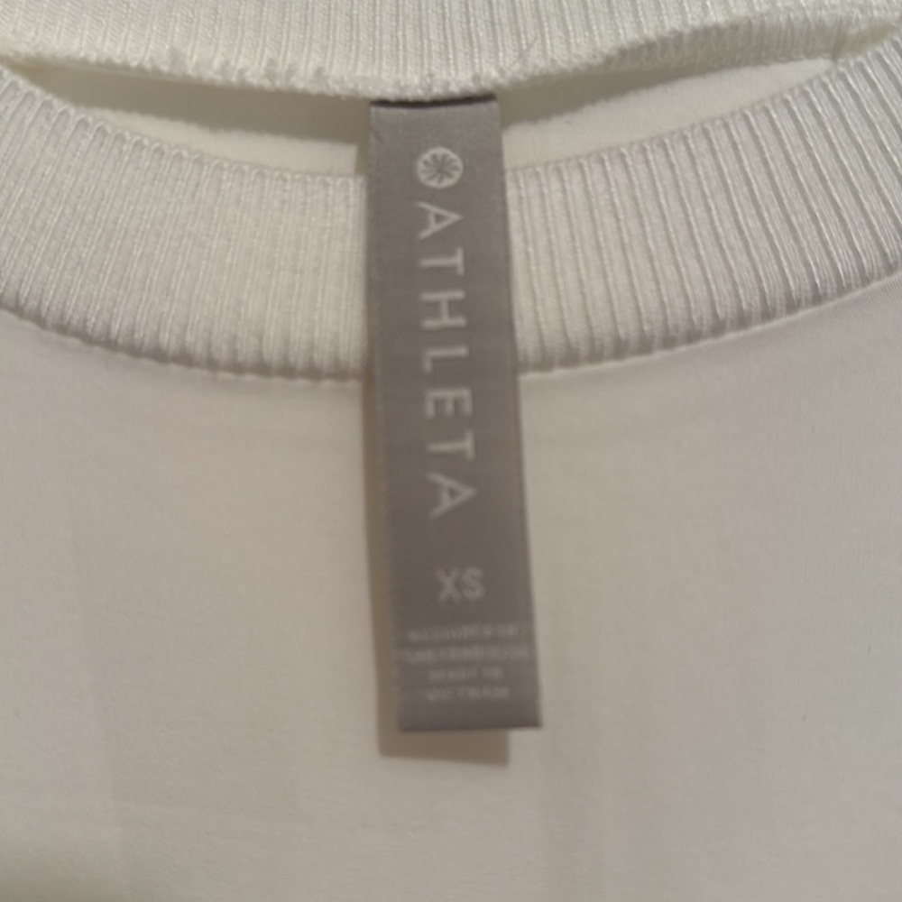 NWT & EUC Athleta Zephyr Tank tops - Picture 4 of 7